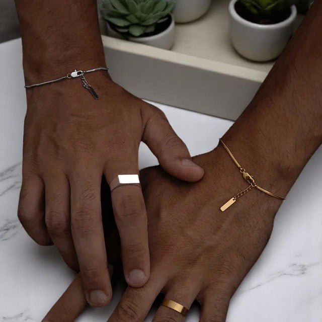 Clavicle Bracelet – Gold
